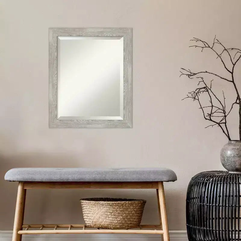 Miroir mural étroit encadré Dove 20" x 24" Gris délavé - Biseauté, Cadre en polystyrène, Aucun assemblage requis